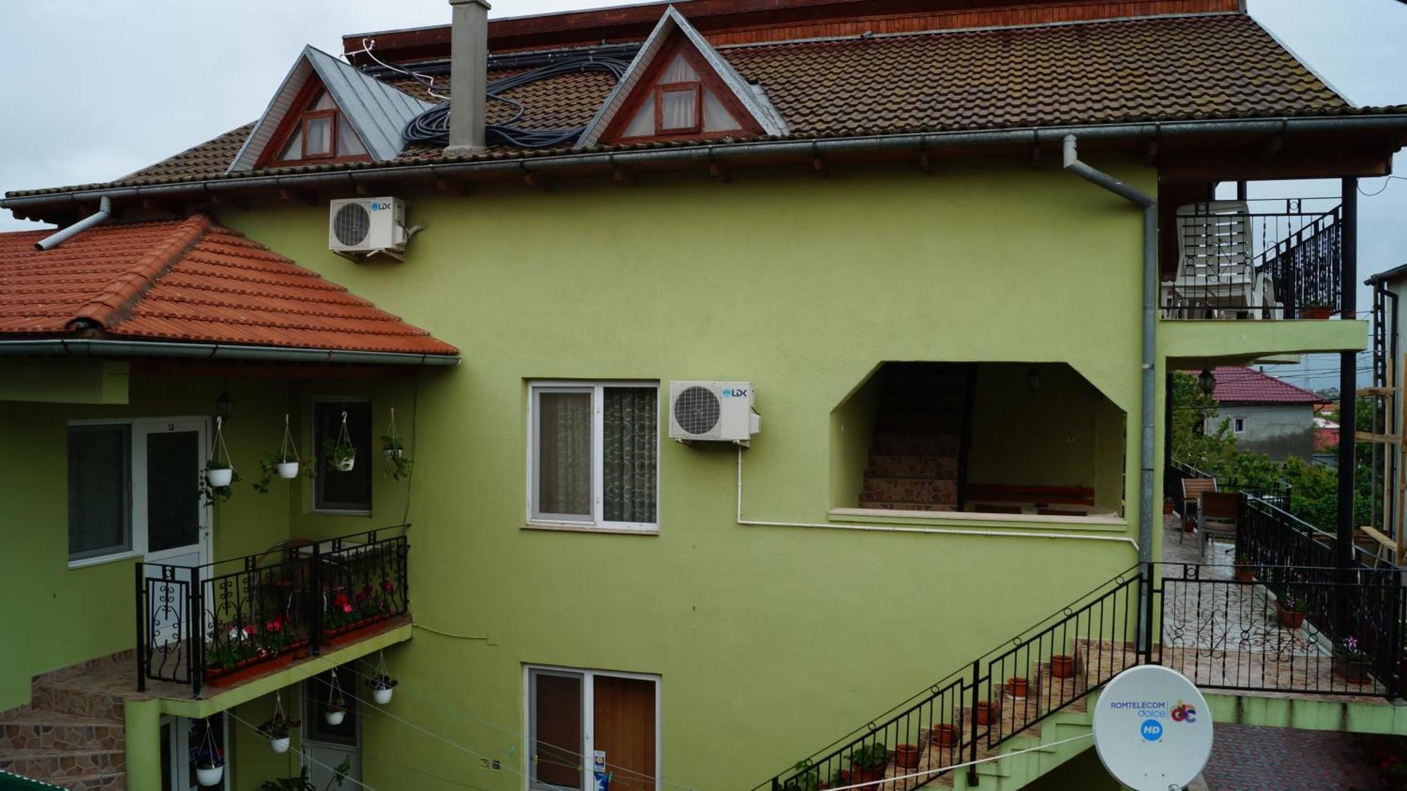 Casa Bianca 호텔 Două Mai 외부 사진
