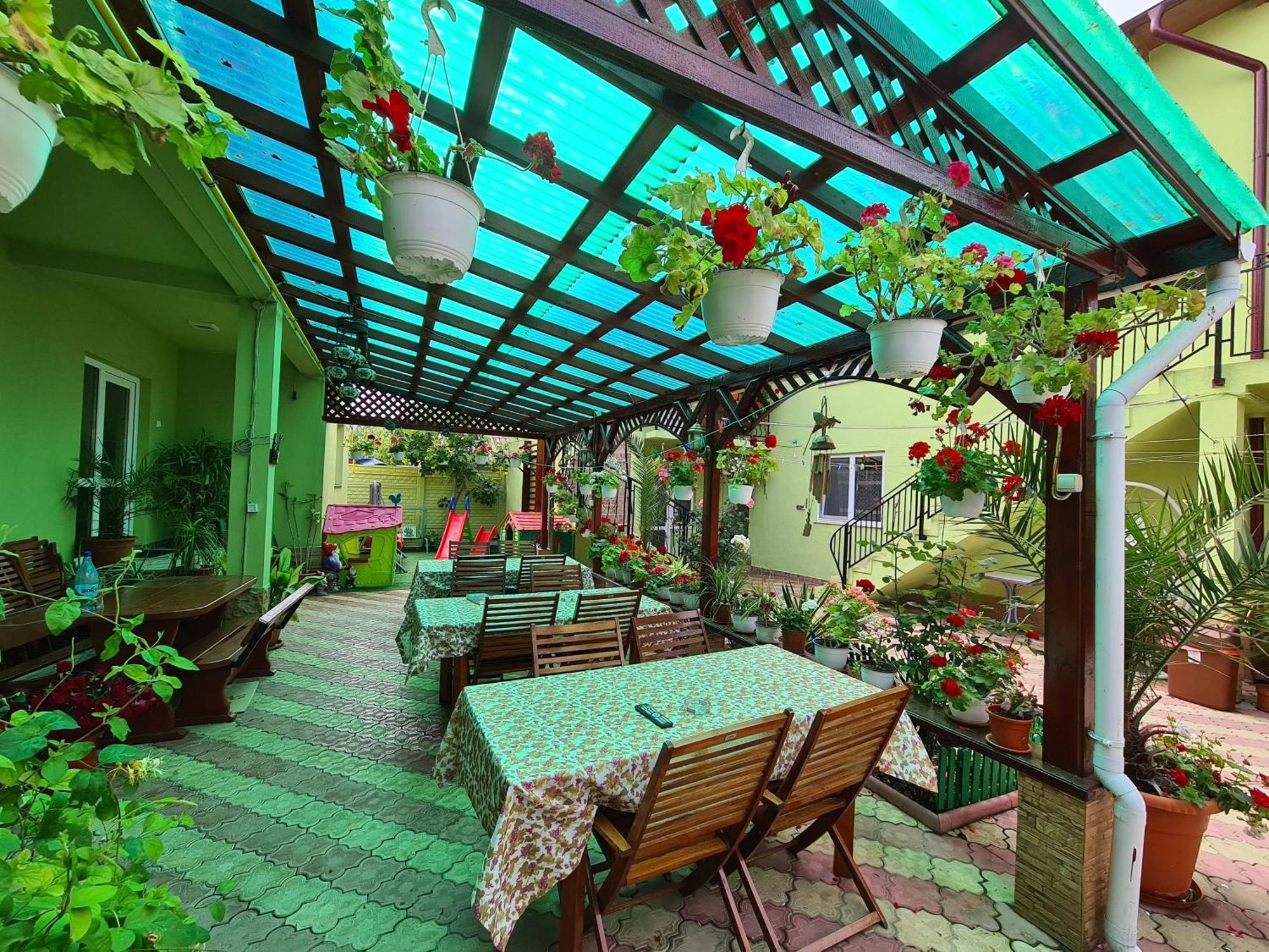 Casa Bianca 호텔 Două Mai 외부 사진